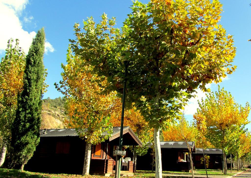 Camping & Bungalows Ligueerre De Cinca Exteriér fotografie