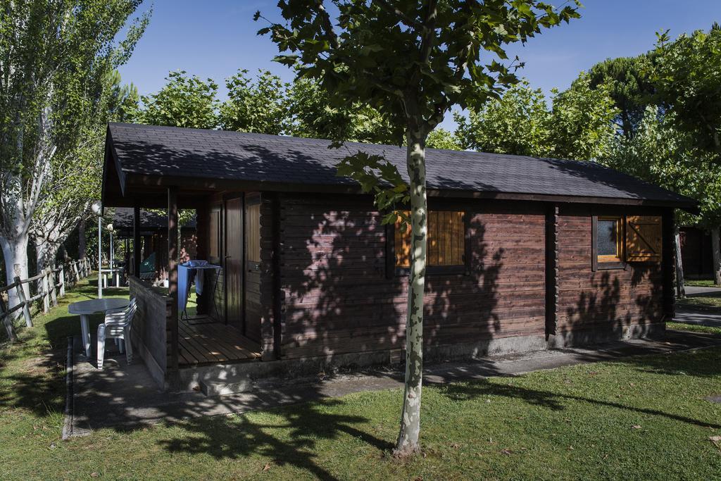 Camping & Bungalows Ligueerre De Cinca Exteriér fotografie