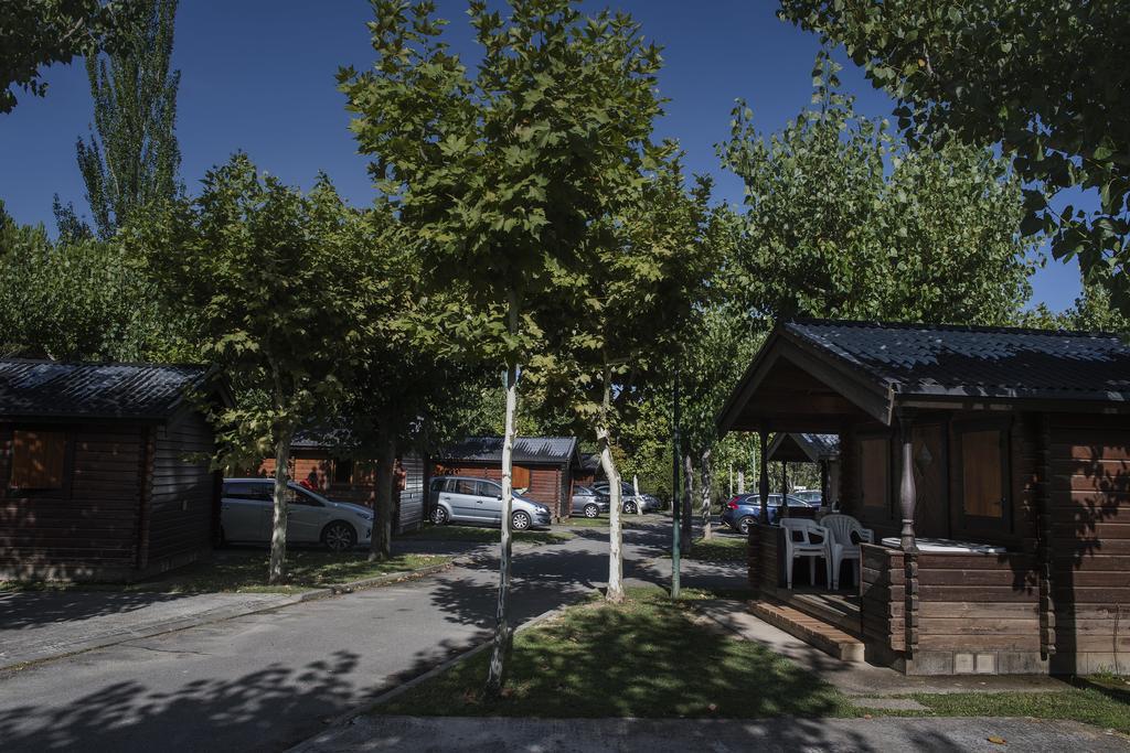 Camping & Bungalows Ligueerre De Cinca Exteriér fotografie