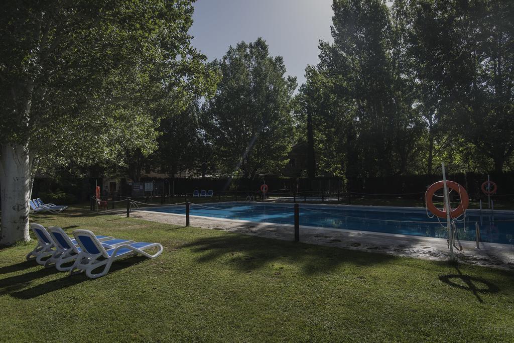 Camping & Bungalows Ligueerre De Cinca Exteriér fotografie